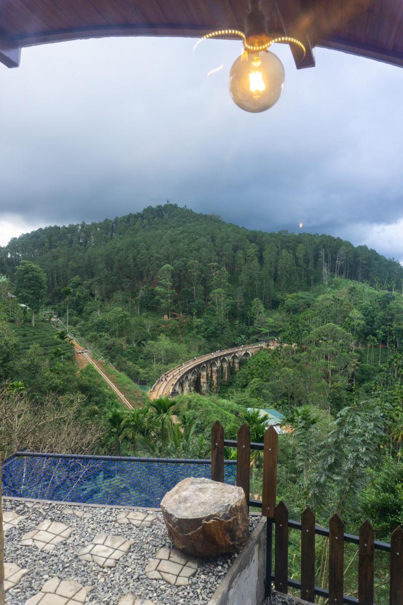Hobbit Hole Hideaway Bed & Breakfast Ella Ngoại thất bức ảnh