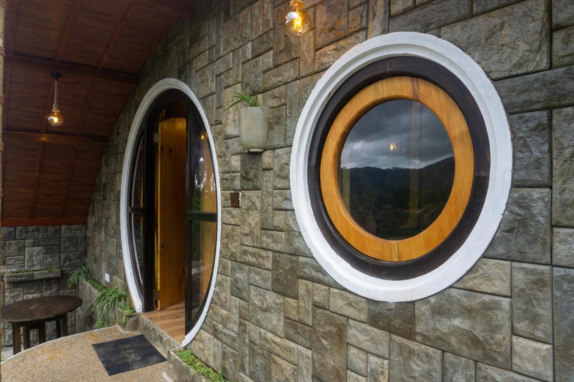 Hobbit Hole Hideaway Bed & Breakfast Ella Ngoại thất bức ảnh