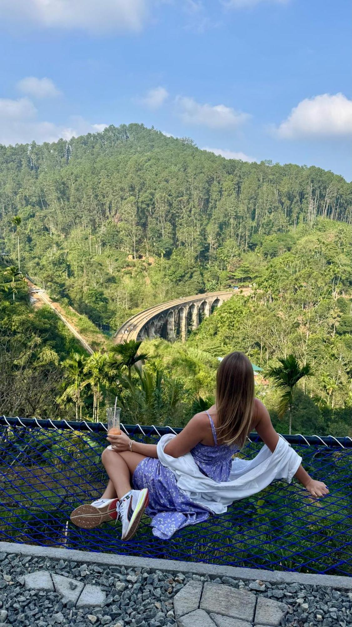 Hobbit Hole Hideaway Bed & Breakfast Ella Ngoại thất bức ảnh